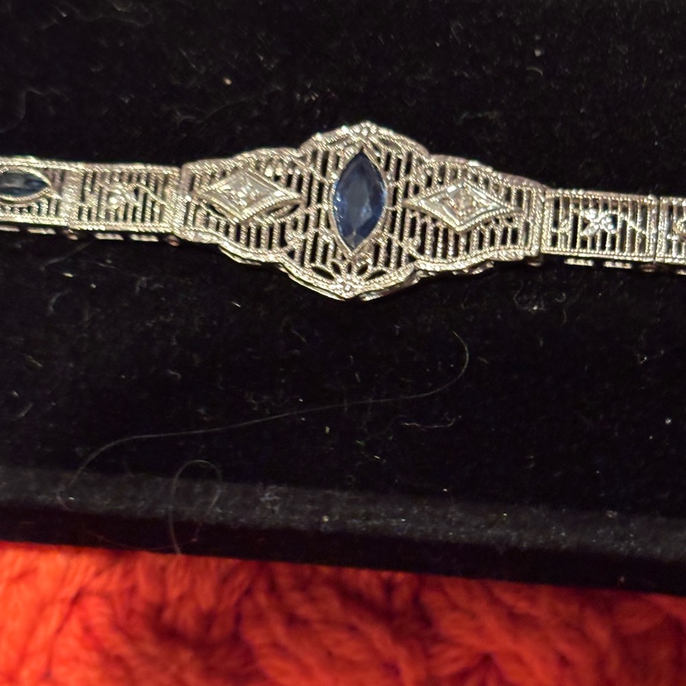 š„Elegant Antique Sapphire & Diamond Bracelet - Picture 10 of 12